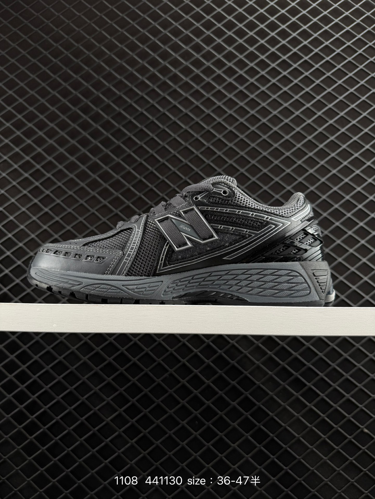 New Balance M1906